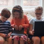 Apps that let you see what your kids are doing on their iphone