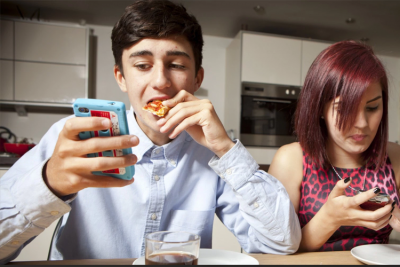 monitor teens internet activity and social media